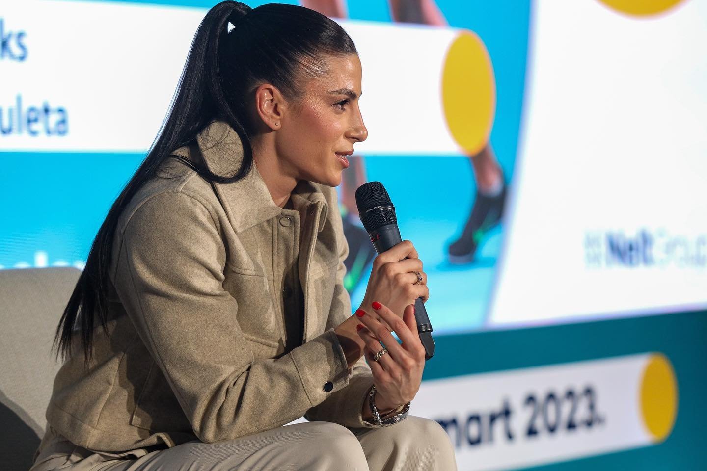 Ivana Spanovic 04